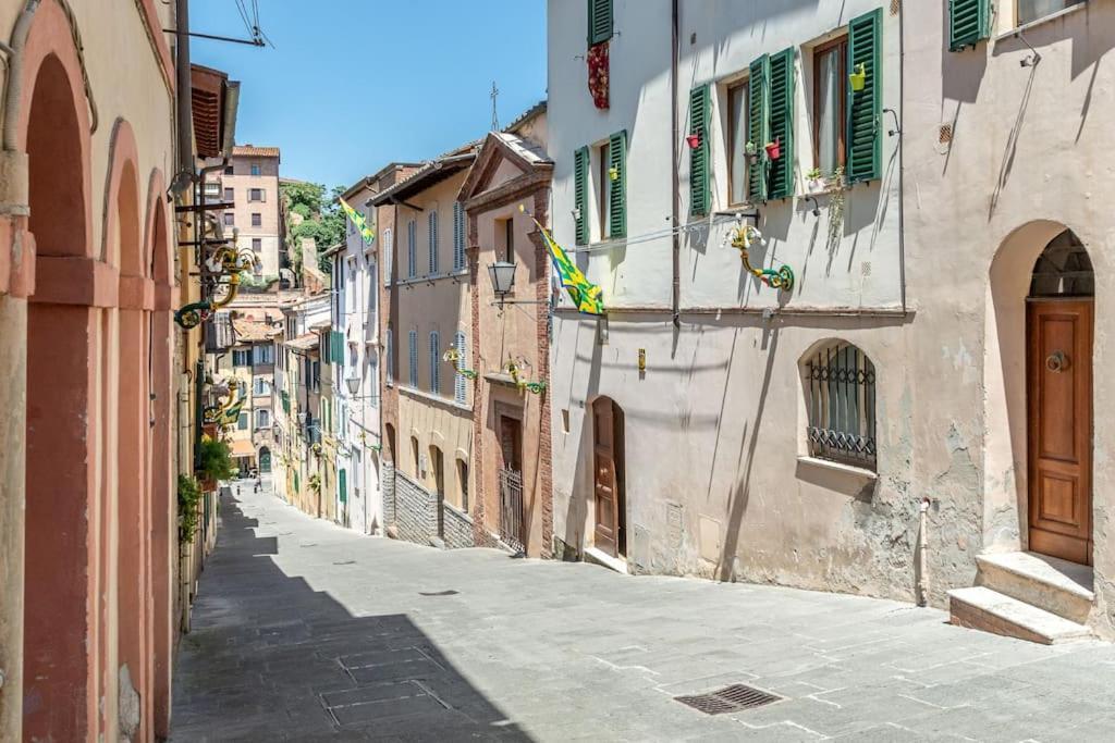 Mojito - Porta Ovile Nel Centro Storico Di Siena Bagian luar foto